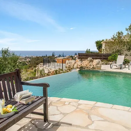 Villa Sunflower Peyia