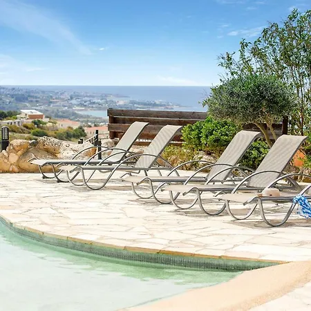 Sunflower Villa Peyia